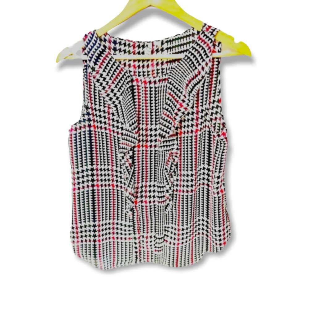 Elle adorable multicolored houndstooth print w/ ruffle sleeveless top #89B